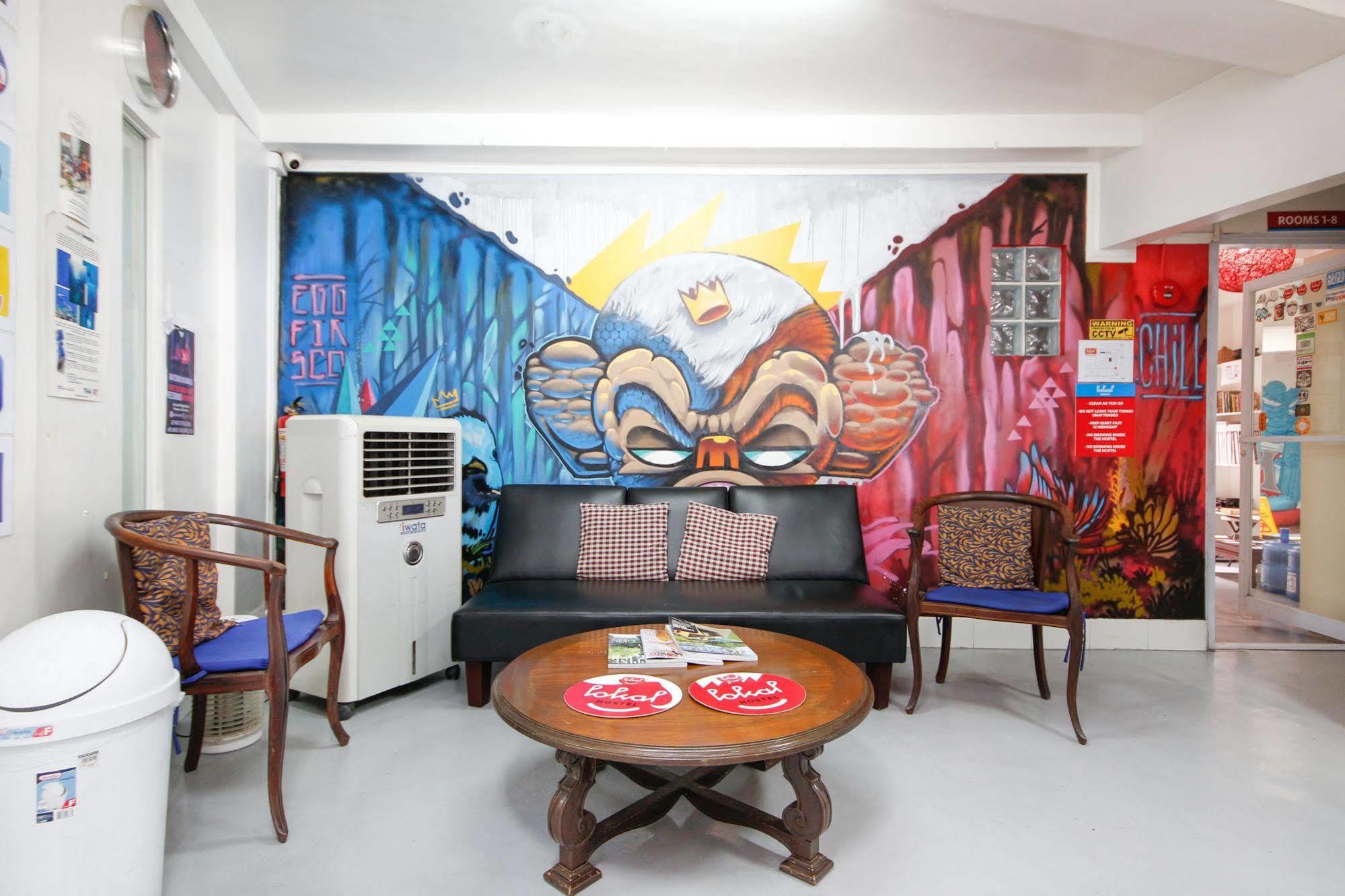 Lokal Hostel Макати Экстерьер фото