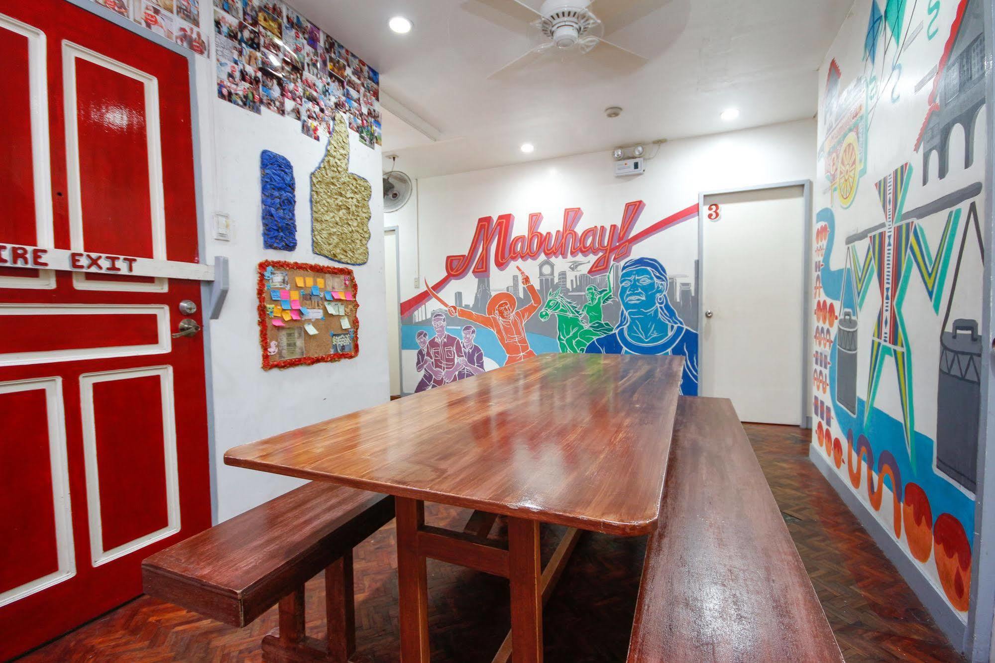 Lokal Hostel Макати Экстерьер фото